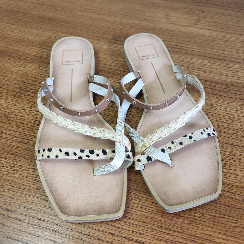 Dolce Vita ISA Sandal in Brown Beige Cheetah Print and Raffia